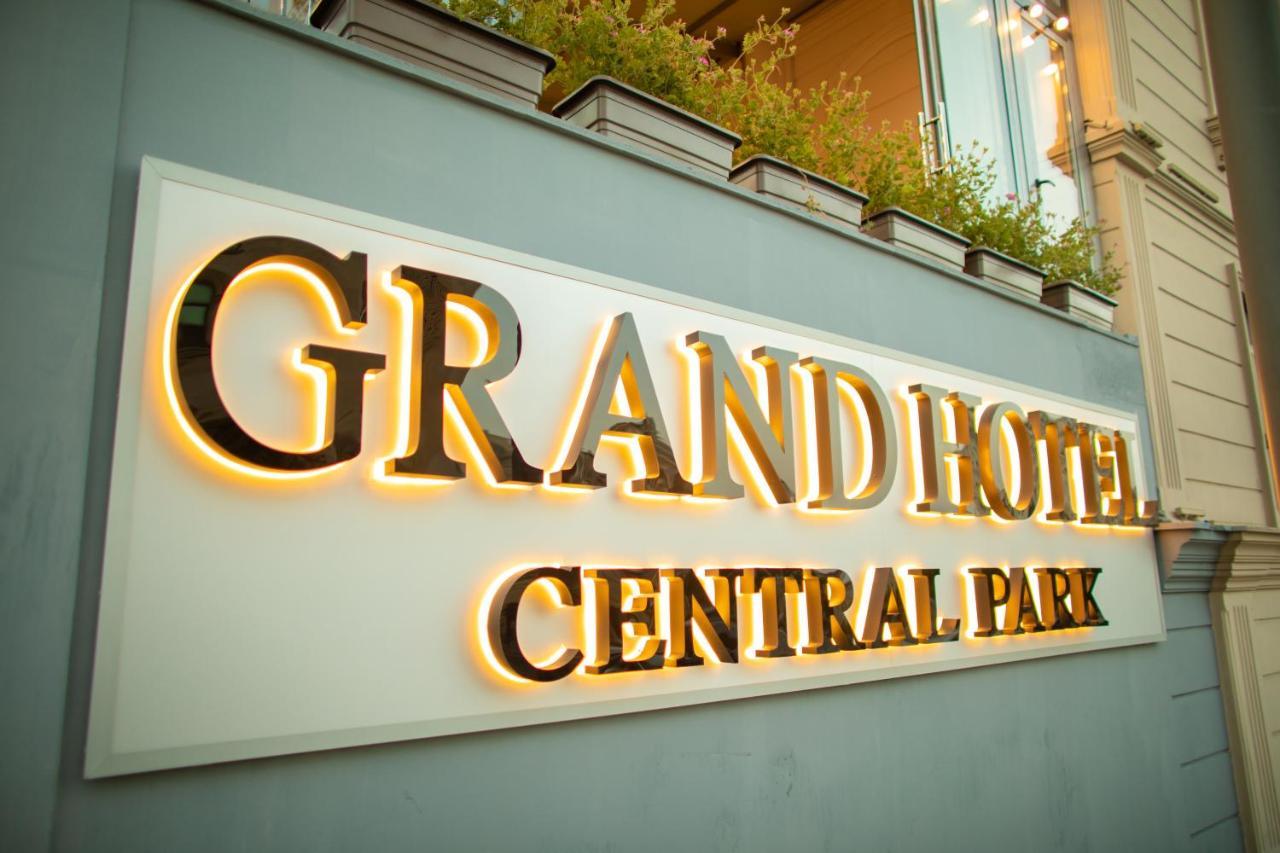 Grand Hotel Baku Central Park Exterior foto